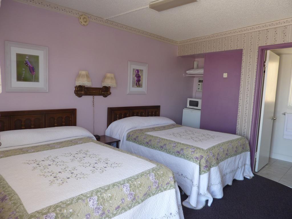 Sugarloaf Mountain Motel Virginia City Quarto foto